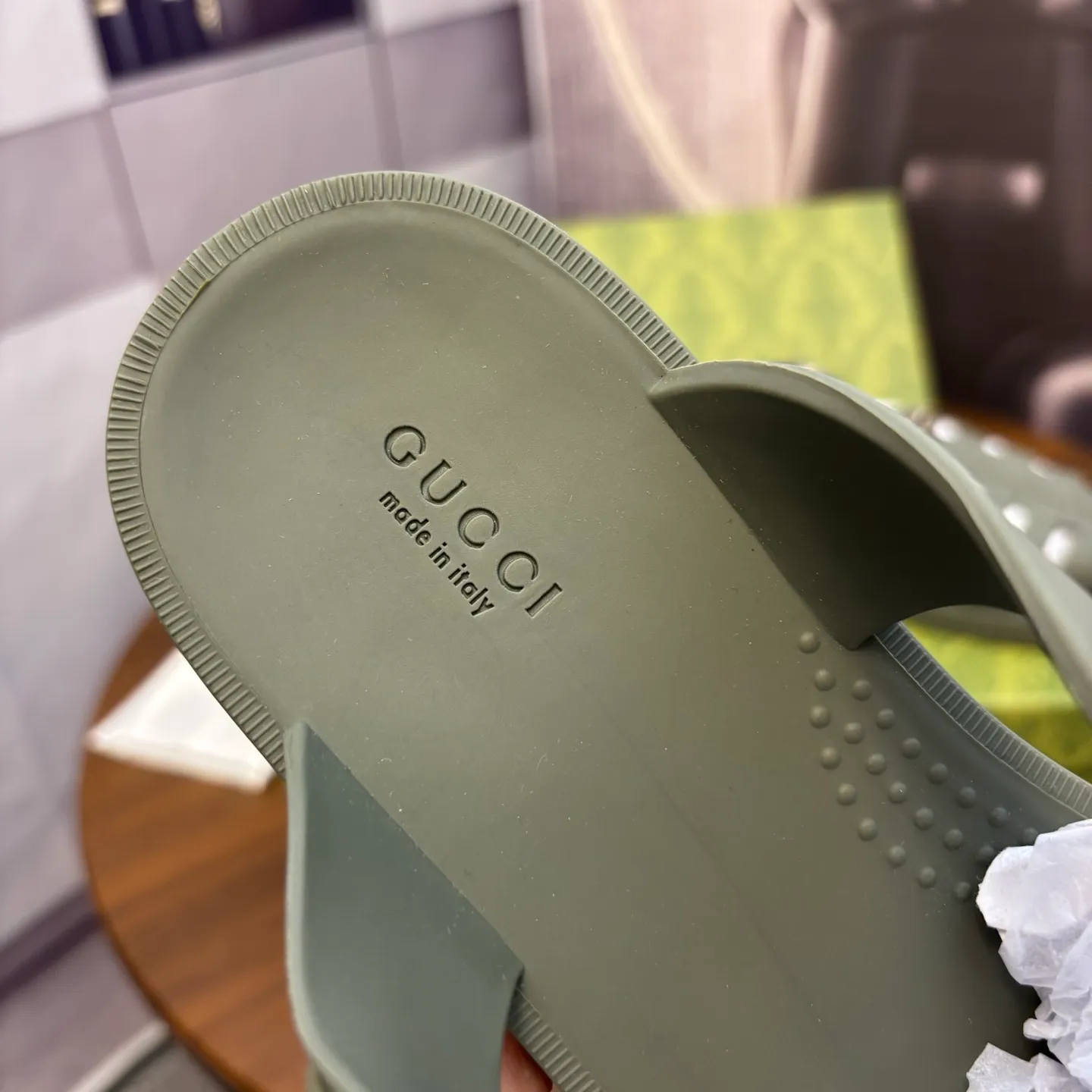 Men's shoes 260💰 [Gucci] Counter quality, top-quality original goods, real photos! Original TPU material, fine workmanship, comfortable; genuine 1:1 replica Size: 38 ~ 46